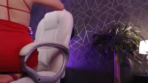 zoey_stone online show from November 13, 10:09 pm