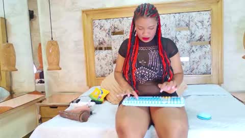 zoley  online show from November 27, 3:09 am