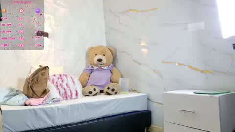 Violeta online show from December 18, 11:59 am