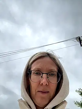 angelmommu online show from October 15, 9:12 am