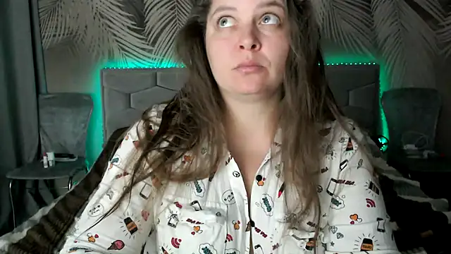 uliastar online show from October 7, 7:24 am