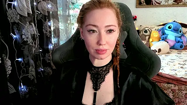 TinaBrook online show from March 16, 5:44 am