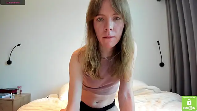 Kalisee  online show from December 4, 12:35 am