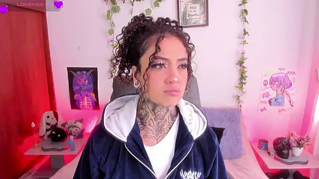 Cata green online show from January 17, 2:24 pm