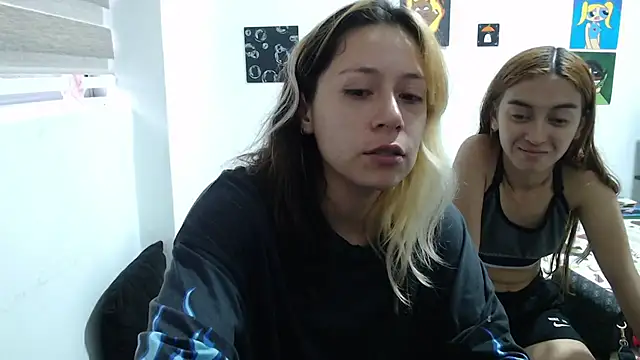 MommyMiaWs online show from October 22, 8:36 pm