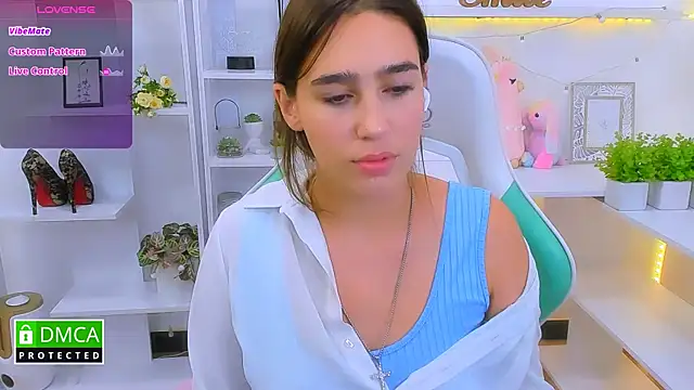Snapshot of _Eliizabeth_ chatting on September 13, 1:46 am Eliizabeth online show from September 13, 1:46 am