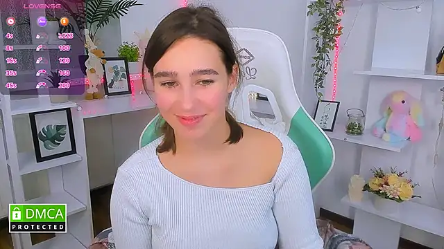 Snapshot of _Eliizabeth_ chatting on October 15, 10:01 pm Eliizabeth online show from October 15, 10:01 pm