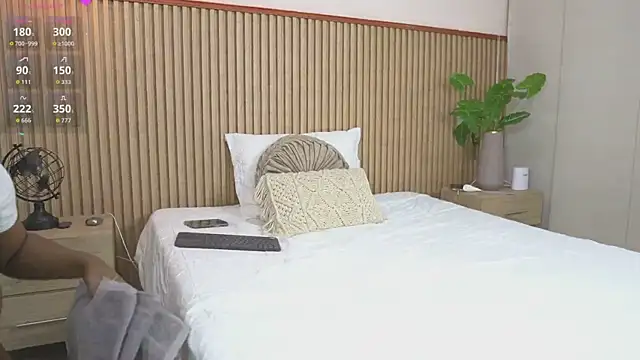 nikita mike online show from October 16, 9:39 pm