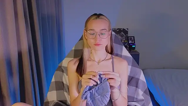 shey1i online show from December 19, 3:37 pm