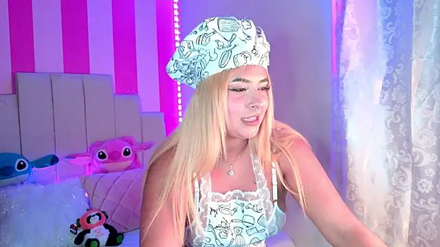 AliiceBrown  online show from October 26, 5:47 am