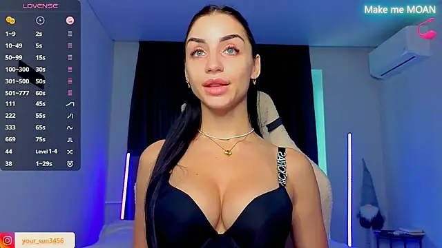Snapshot of Kemi__Jordan chatting on September 20, 9:40 am Kemi Jordan online show from September 20, 9:40 am