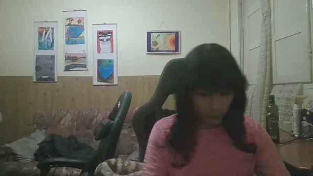 calliemaggotbone online show from November 12, 5:11 pm