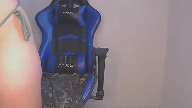 Rafaelayamazaki online show from September 26, 3:42 pm