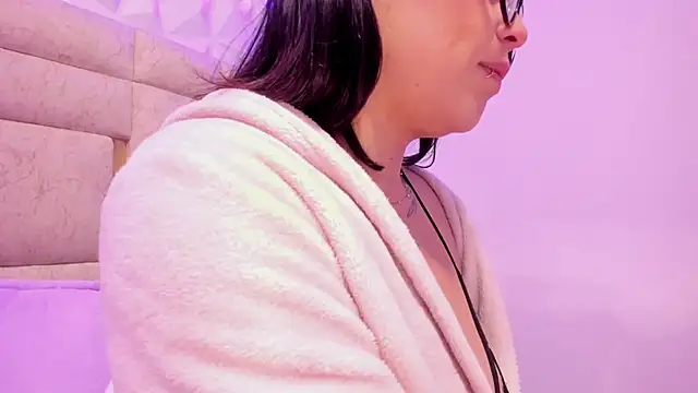 PauletteJ online show from February 5, 12:19 pm