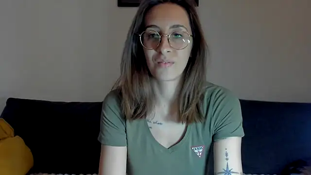 DesireMore90 online show from April 15, 9:04 pm