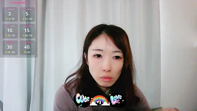 Snapshot of Love_me_Eri_ chatting on October 20, 11:19 pm Love me Eri online show from October 20, 11:19 pm