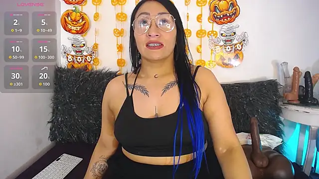 Snapshot of luna_sofia69 chatting on October 3, 11:37 am luna sofia69 online show from October 3, 11:37 am