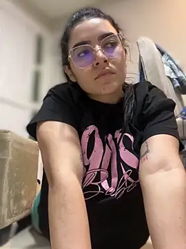 Lia flowers online show from October 29, 11:18 pm