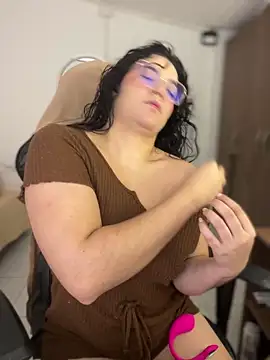 Lia flowers online show from March 2, 10:04 pm