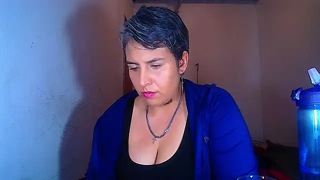 Yessi rousse online show from July 15, 12:59 am