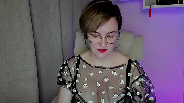 feliziaDesire online show from June 6, 4:57 pm