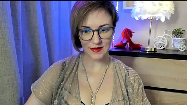 feliziaDesire online show from October 5, 8:19 am