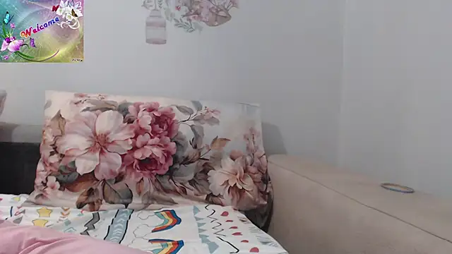 martachatte online show from October 19, 5:04 pm