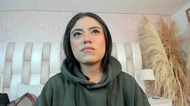 Rebeca jones online show from April 9, 12:10 pm