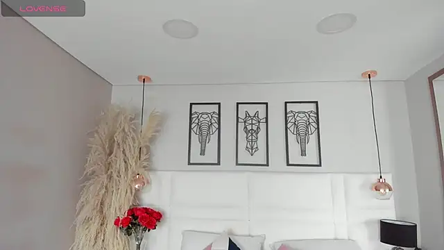 Rebeca jones online show from October 27, 12:22 pm