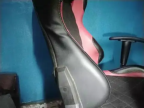 XnastyD online show from March 8, 2:04 am