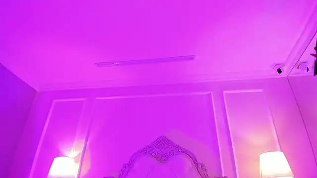 Snapshot of LucianaCarter chatting on October 16, 3:42 am LucianaCarter online show from October 16, 3:42 am