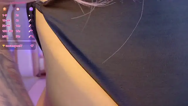 valkiria moore online show from September 9, 8:08 pm