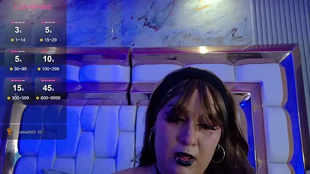 valkiria moore online show from November 5, 7:41 pm