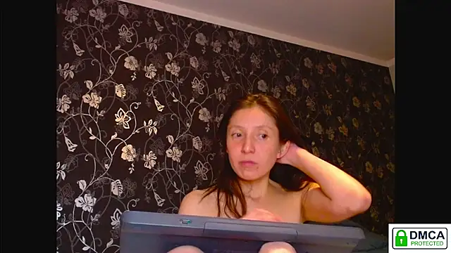 Sophi Cute online show from February 10, 3:15 pm