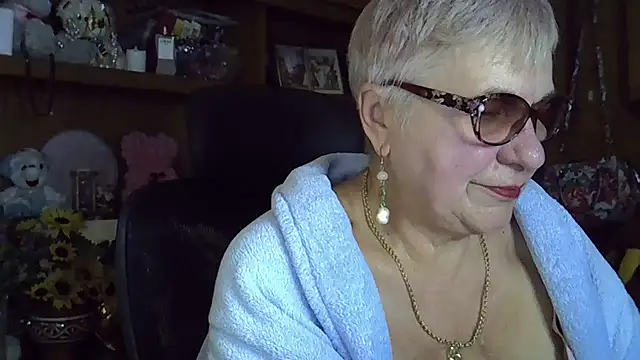 SweetCherry27 online show from October 15, 5:37 pm