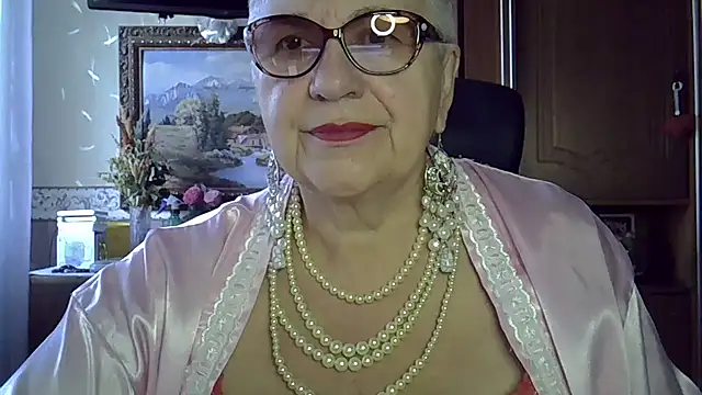 SweetCherry27 online show from September 13, 4:09 am