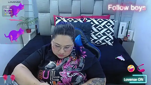 evelin zaens online show from January 13, 5:35 am