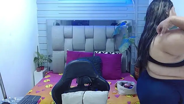 evelin zaens online show from April 18, 4:15 am