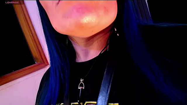 alicia moom online show from February 3, 7:18 pm