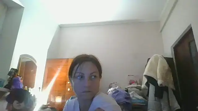 Snapshot of ShawnaAdams chatting on October 19, 7:27 pm ShawnaAdams online show from October 19, 7:27 pm