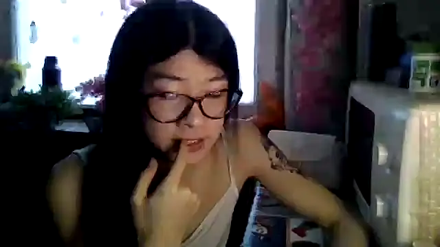 CarlyJoy online show from March 9, 12:41 pm