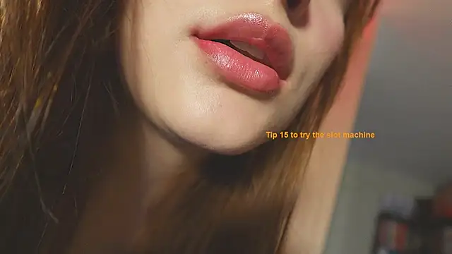 Snapshot of Shinny_Day chatting on October 5, 2:27 am Shinny Day online show from October 5, 2:27 am