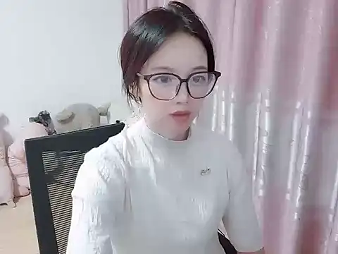 wwcc123 online show from October 13, 3:36 pm