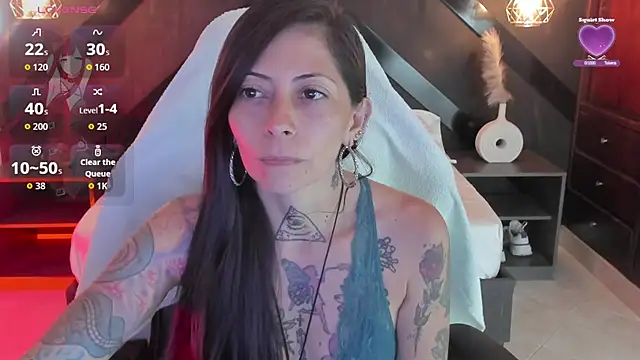 dark gotica online show from June 26, 7:15 pm