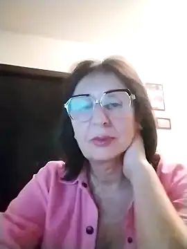 AlbinaXPretty online show from September 22, 8:40 pm