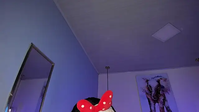 ayshel   online show from January 7, 3:32 am