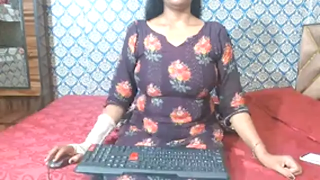 nikitahot3 online show from November 1, 1:21 am