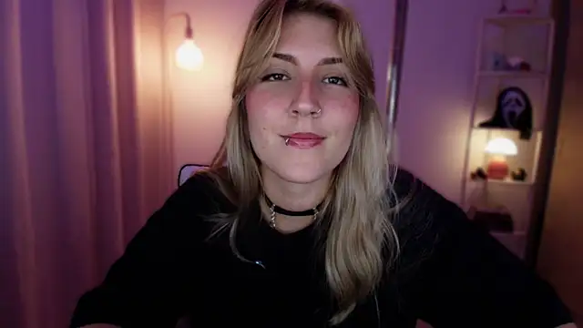 Dakotaa  online show from April 26, 2:09 am