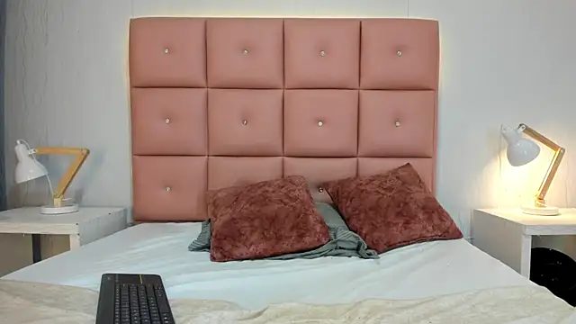 lhiamfit online show from November 21, 5:42 am