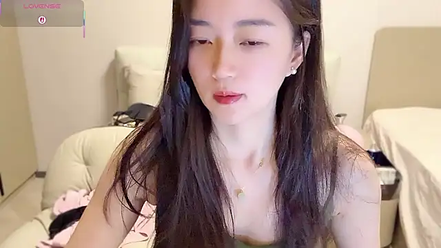 A-xena online show from September 27, 2:41 am